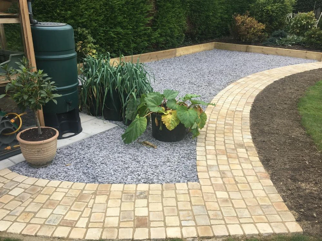Talasey Cobblestone Calico Sandstone Cobble Paving Project Pack X 25-50mm (15m2) 2 Talasey Cobblestone Calico Sandstone Cobble Paving Project Pack X 25-50mm (15m2) - Image 2