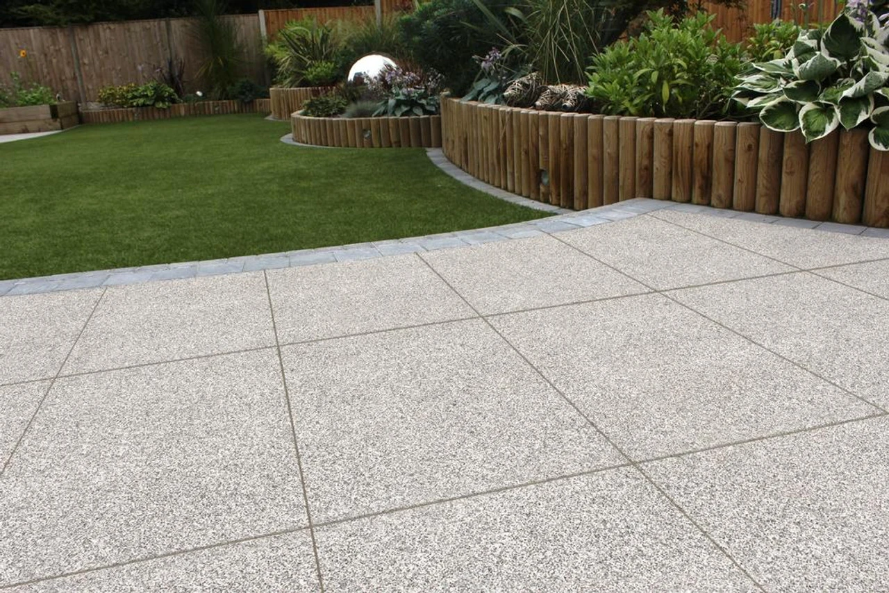 Talasey Cava Granito Porcelain Cobbles Silver Grey 200 X 200 X 20mm (0.36m2) 2 Talasey Cava Granito Porcelain Cobbles Silver Grey 200 X 200 X 20mm (0.36m2) - Image 2