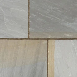 Talasey Classicstone Yorkshire Blend Sandstone Paving Project Pack X 24mm (18.90m2)