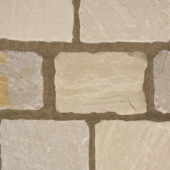 Talasey Cobblestone Calico Sandstone Cobble Paving Project Pack X 25-50mm (15m2)