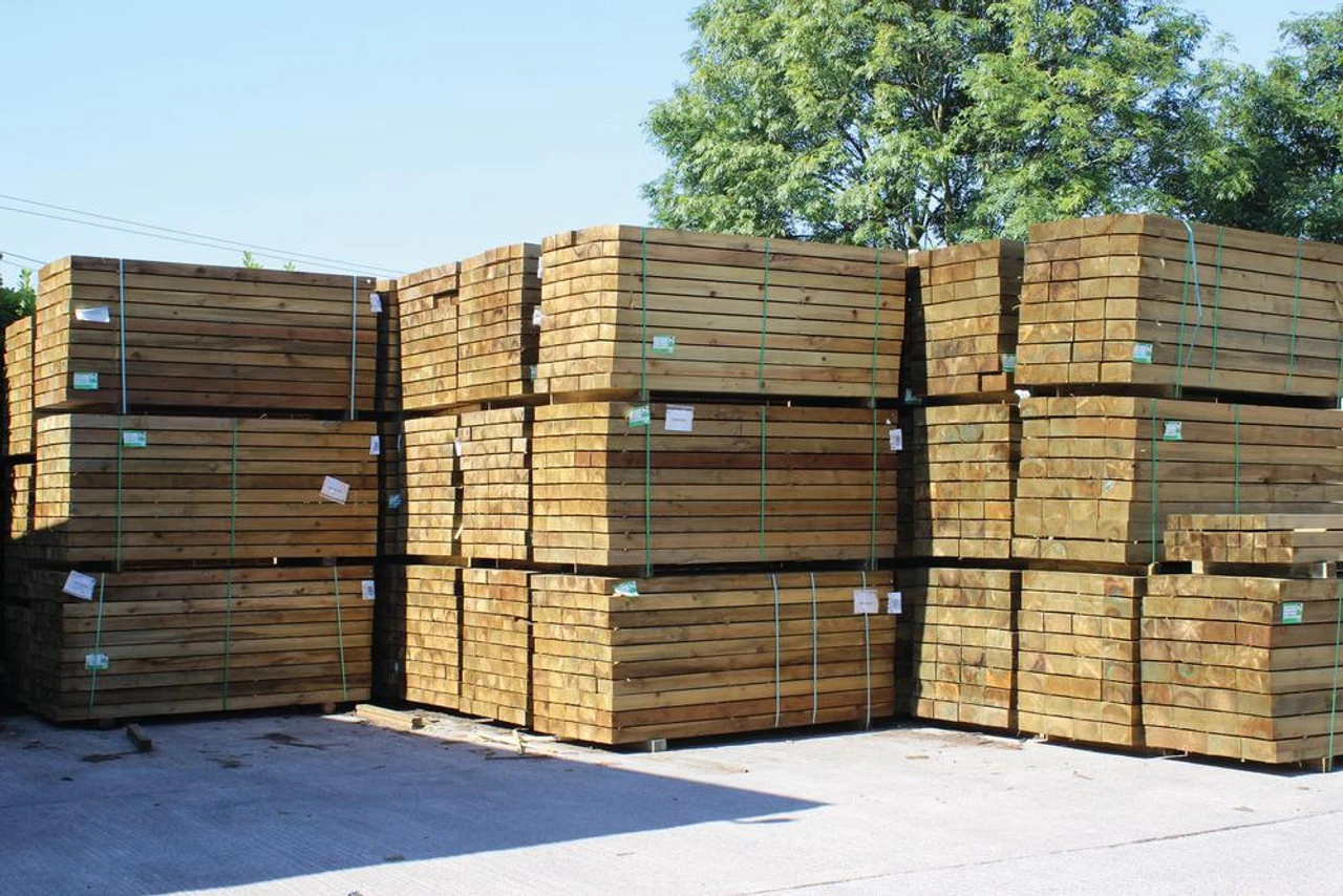 Green Redwood UC4 Treated Garden Sleeper 100 X 200 X 2400mm 2 Green Redwood UC4 Treated Garden Sleeper 100 X 200 X 2400mm - Image 2