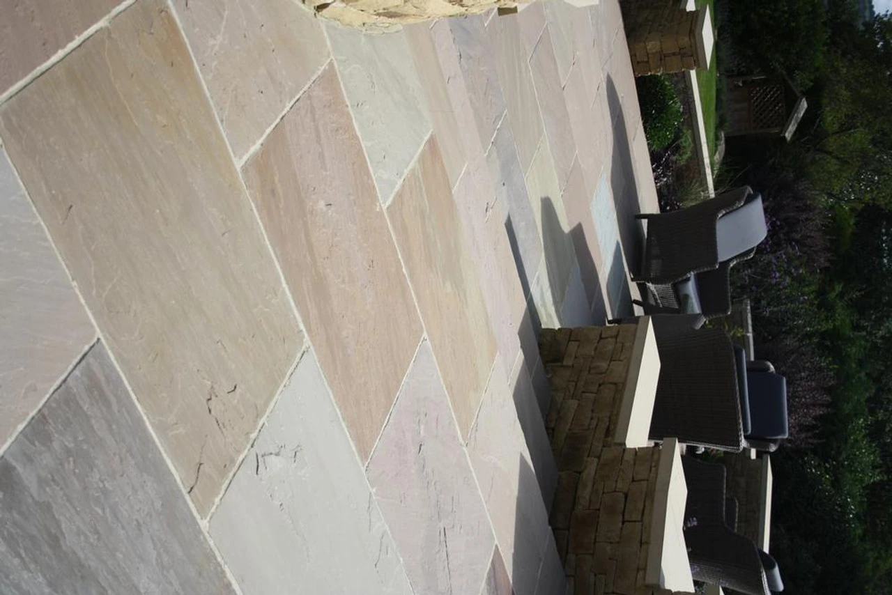 Talasey Classicstone Lakeland Sandstone Paving Project Pack X 24mm (18.90m2) 3 Talasey Classicstone Lakeland Sandstone Paving Project Pack X 24mm (18.90m2) - Image 3