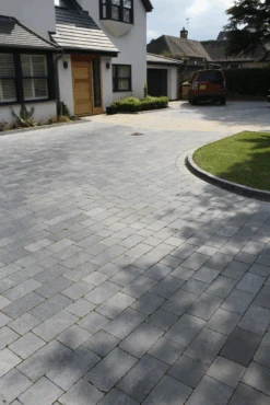 Talasey Midnight Blue NSBP Limestone Block Paving 150 X 150mm (8.8m2)