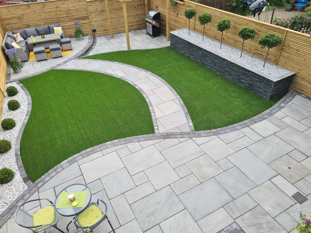 Talasey Classicstone Promenade Sandstone Paving 900 X 600 X 18mm (17.80m2) 4 Talasey Classicstone Promenade Sandstone Paving 900 X 600 X 18mm (17.80m2) - Image 4