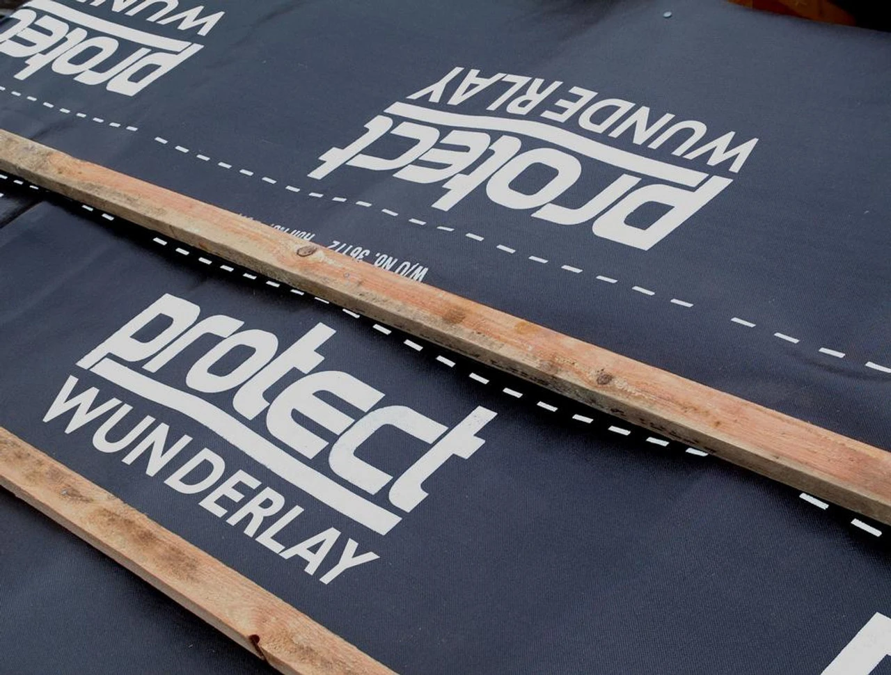 Glidevale Protect Wunderlay Impermeable Roofing Underlay 1 X 45m (WLAY145) 2 Glidevale Protect Wunderlay Impermeable Roofing Underlay 1 X 45m (WLAY145) - Image 2